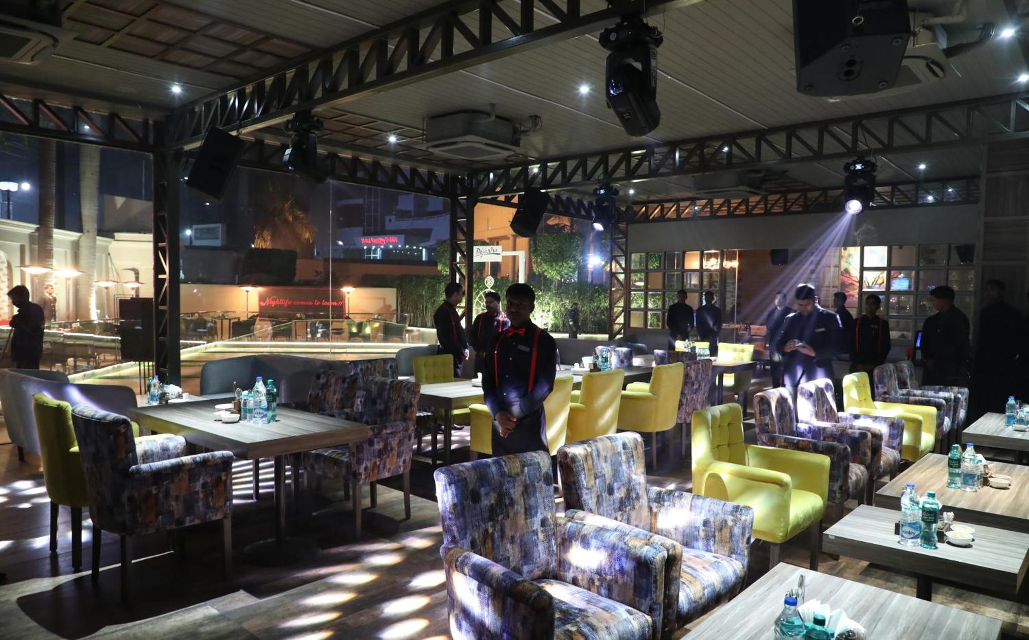 Hotel Swarn Towers Bareilly Extérieur photo